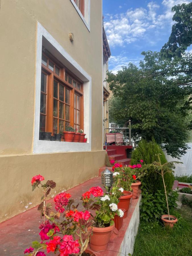 Gaywoo Guest House Лех Екстер'єр фото