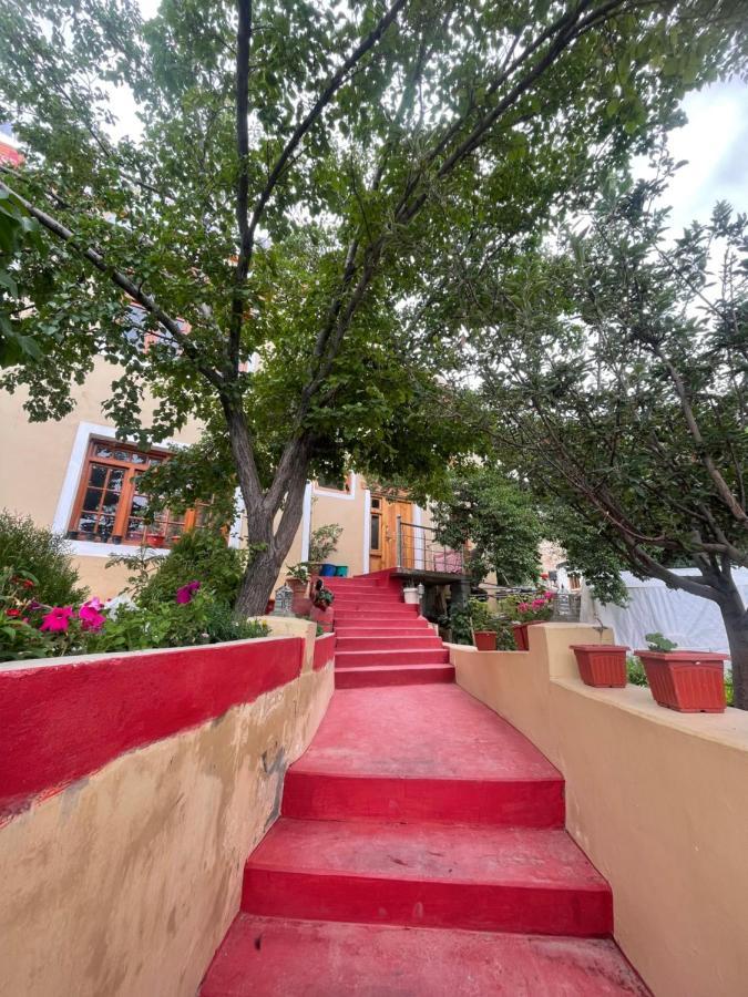 Gaywoo Guest House Лех Екстер'єр фото